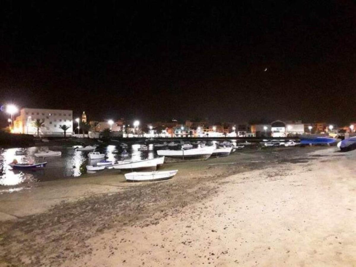 Las 3 Palmeras De Arrecife Luaran gambar
